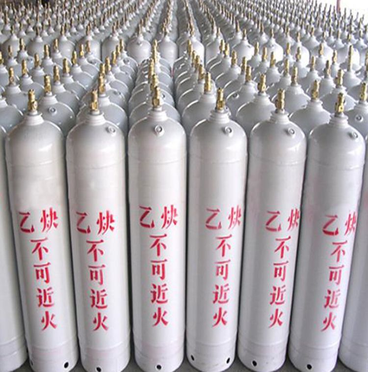 存儲乙炔氣瓶應(yīng)該注意哪些事項(xiàng)？
